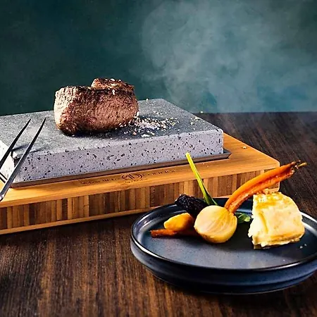 Fletcher Hotel-restaurant Scheveningen 4*